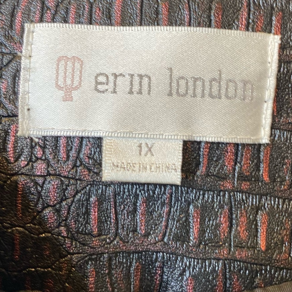 Erin London Women’s Faux Leather Snake Print Motorcycle Jacket - Picture 3 of 6